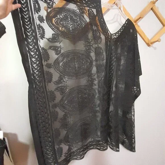 Colornival Swimwear Beach Pool Cover Up Poncho Black V Neck Lace Floral Paisley - Picture 12 of 13